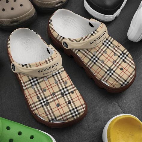 crocs burberry